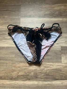 Black & Brown Printed Tie-Side Bikini Bottom - Women Swim size 6. Bundle!!!